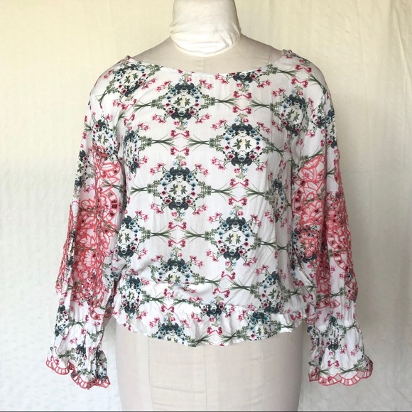Anthropologie Embroidered Balloon Sleeve Cropped Top - Picture 3 of 14